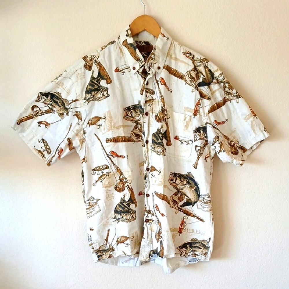 Morgan Creek Outfitters Bass Fishing Short Sleeve Button Up Shirt